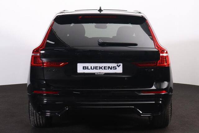 Volvo XC60 T6 Recharge AWD Plus Black Edition - Panorama/schuifdak - IntelliSafe Assist & Surround - Adaptieve LED koplampen - Parkeercamera achter - Verwarmde voorstoelen, stuur & achterbank - Parkeersensoren voor & achter - Elektr. bedienb. voorstoelen met geheuge