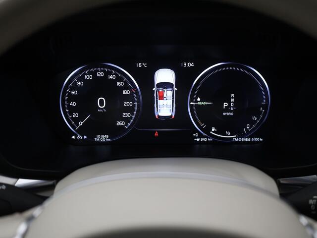 Volvo XC60 2.0 Recharge T6 AWD Business Pro | PANO | CAMERA | KEYLESS | TREKHAAK