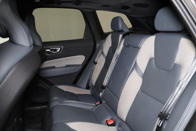 Volvo XC60 T8 Recharge AWD R-Design - Panorama/schuifdak - IntelliSafe Assist - Harman/Kardon audio - Adaptieve LED koplampen - Parkeercamera achter - Verwarmde voorstoelen, stuur & achterbank - Parkeersensoren voor & achter - Nappa Leder - Elektr. bedienb. voorstoe