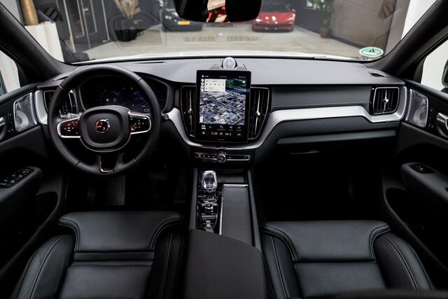 Volvo XC60 T8 Ultra Black Edition AWD Facelift | Massage | Luchtvering | B&