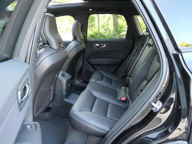 Volvo XC60 2.0 T8 Plug-in hybrid AWD Plus Dark 12 MND garantie / Panoramada