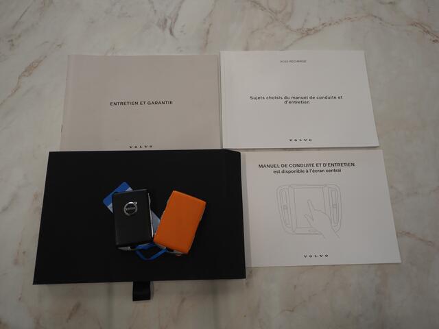 Volvo XC60 2.0 T6 Plug-in hybrid AWD R-Design Long Range | Panoramadak | Pilot Assist | Trekhaak | Camera | Keyless | Memory | Carplay