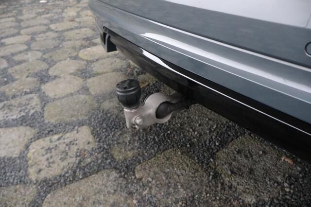 Volvo XC60 2.0 Rech. T6 R-Design | Trekhaak | Schuifdak | LED | Compleet