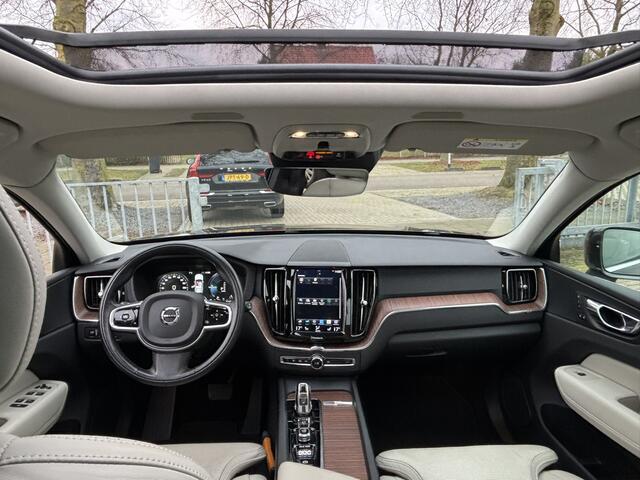 Volvo XC60 T8 AWD Inscription Luchtvering Keyless Stoelventilatie