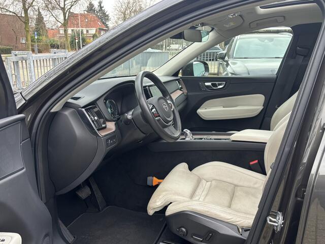 Volvo XC60 T8 AWD Inscription Luchtvering Keyless Stoelventilatie