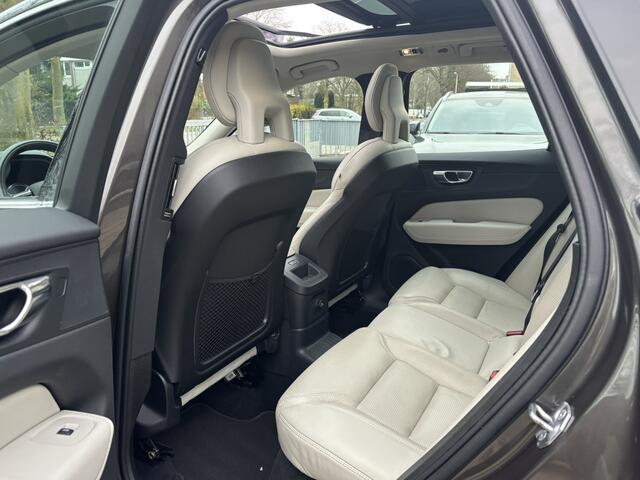 Volvo XC60 T8 AWD Inscription Luchtvering Keyless Stoelventilatie