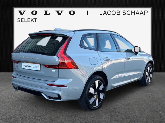 Volvo XC60 T6 Plug-in AWD Ultimate Dark / Head-Up / Trekhaak / Blis / 360 Camera / Schuif/kanteldak /
