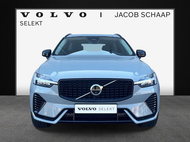 Volvo XC60 T6 Plug-in AWD Ultimate Dark / Head-Up / Trekhaak / Blis / 360 Camera / Schuif/kanteldak /