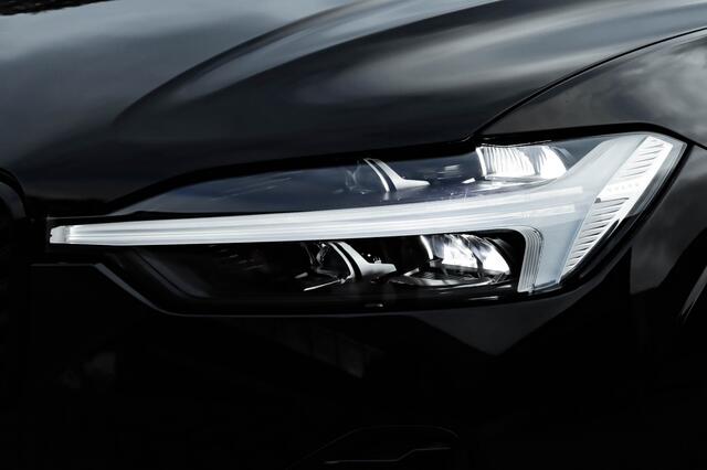 Volvo XC60 MY26 T6 Plus Black Edition Recharge Plug-In Hybrid AWD Pano l 36