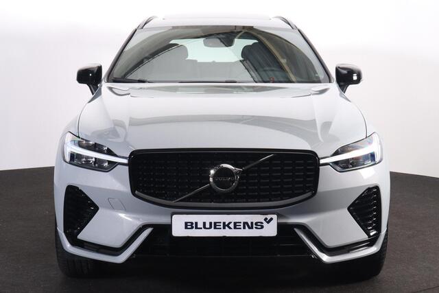Volvo XC60 T6 Recharge AWD Plus Dark - Panorama/schuifdak - IntelliSafe Assist & Surround - Harman/Kardon audio - Parkeercamera achter - Verwarmde voorstoelen, stuur & achterbank - Parkeersensoren voor & achter - Elektr. bedienb. voorstoelen met geheugen - Draadloze
