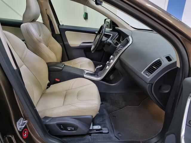 Volvo XC60 2.0 T5 FWD Polar+ ?SUPER MOOI ?GOED VEZORGD! ?TREKHAAK