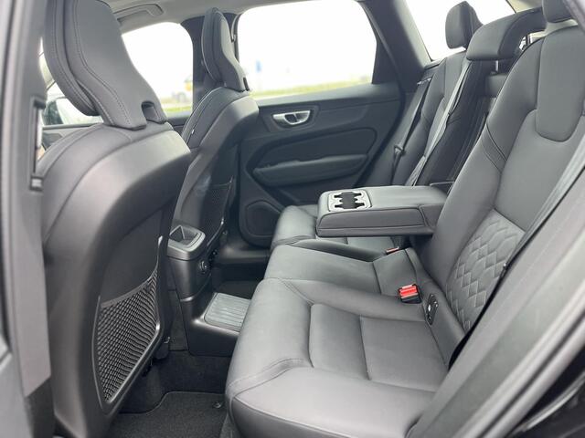 Volvo XC60 T6 Plug-in hybrid AWD Ultra Dark | Harman Kardon | Panoramadak | Trekhaak |