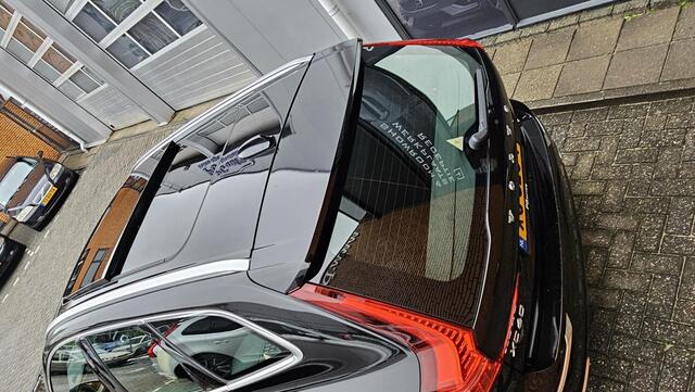 Volvo XC60 2.0 T8 Twin Engine AWD Inscription