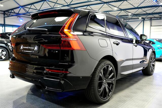 Volvo XC60 2.0 T8 AWD 335kW/456pk Aut8 MJ2026 Plug-in hybrid Ultra Black Edition LUCHTVERING + HARMAN/KARDON + PANORAMADAK + BLIS + STOELMASSAGE + PILOT ASSIST + STOELVERWARMING V&A + ADAPT.CRUISE + STUURVERWARMING + 360 CAMERA + PARKSENSOREN + 21" LM-VELGEN!!