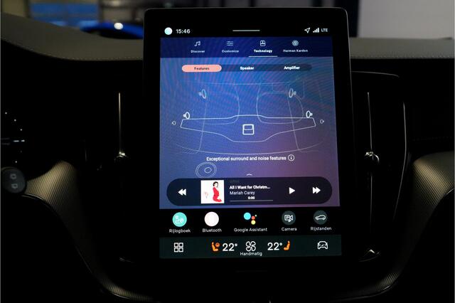 Volvo XC60 2.0 T8 AWD 335kW/456pk Aut8 MJ2026 Plug-in hybrid Ultra Black Edition LUCHTVERING + HARMAN/KARDON + PANORAMADAK + BLIS + STOELMASSAGE + PILOT ASSIST + STOELVERWARMING V&A + ADAPT.CRUISE + STUURVERWARMING + 360 CAMERA + PARKSENSOREN + 21" LM-VELGEN!!