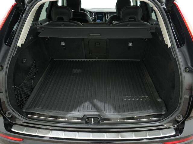 Volvo XC60 2.0 B5 MILD HYBRID 250PK PLUS DARK AUT8 | Google | Leder | Harman/Kardon