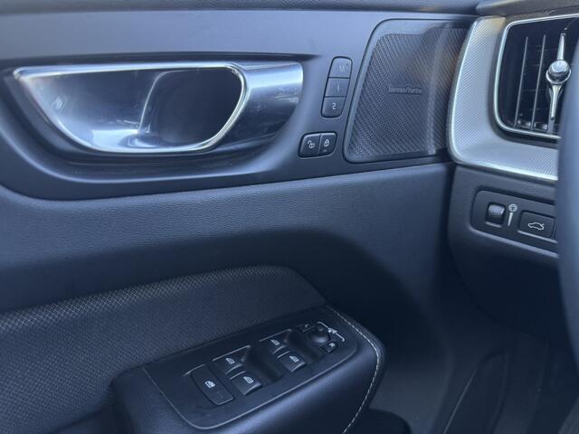 Volvo XC60 2.0 T6 Plug-in hybrid AWD R-Design