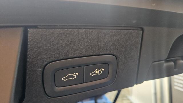 Volvo XC60 2.0 T5 AWD R-Design