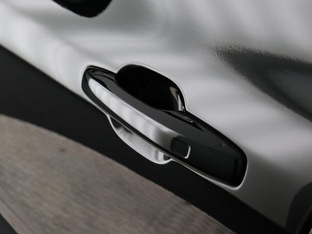 Volvo XC60 2.0 T8 Plug-in hybrid AWD Plus Bright (Pano / 360 Cam / Navi / Winterpakket)