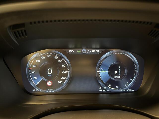 Volvo XC60 2.0 T8 Twin Engine AWD Momentum Pro PHEV|Leer|Navi|Stoelverwarming|Panoramadak|Carplay|