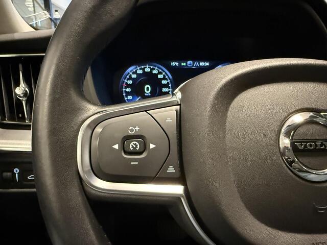 Volvo XC60 2.0 T8 Twin Engine AWD Momentum Pro PHEV|Leer|Navi|Stoelverwarming|Panoramadak|Carplay|