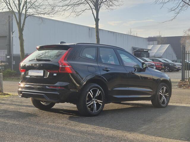 Volvo XC60 2.0 T6 Plug-in hybrid AWD R-Design Dark/MY2022/Trekhaak/Panodak etc.