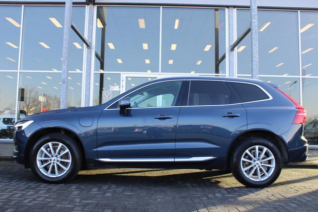 Volvo XC60 Recharge Automaat T6 AWD Business Pro | Camera | Adapt. Cruise | Getint glas | Schuif/kanteldak | Keyless | BLIS |