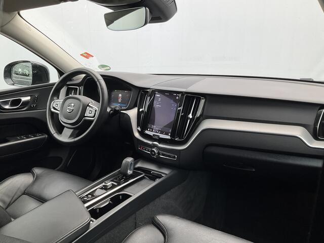 Volvo XC60 2.0 T8 Plug-in hybrid AWD Plus Dark 1Eig BLIS Memory Stoel/stuur Verw Pano Carplay