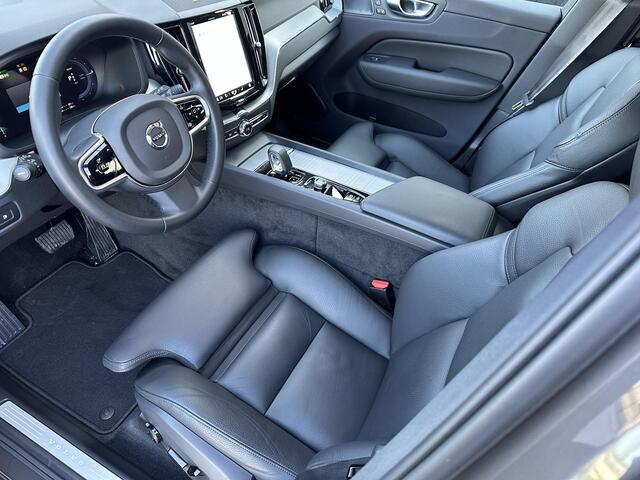 Volvo XC60 2.0 T8 Plug-in hybrid AWD Plus Dark H&K|Leder|pano|360