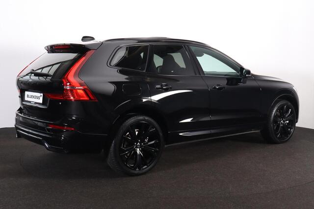 Volvo XC60 T6 Recharge AWD Plus Black Edition - Panorama/schuifdak - Parkeercamera achter - Verwarmde voorstoelen, stuur & achterbank - Parkeersensoren voor & achter - Elektr. bedienb. voorstoelen met geheugen - Head up display - Draadloze tel. lader - Cruise contro