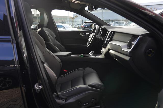 Volvo XC60 2.0 T8 Plug-in hybrid AWD Ultra Black Edition 455pk Panoramadak/g/Luchtvering/Bowers&Wilkins