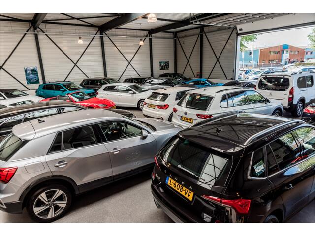 Volvo XC60 Grijs Kenteken. Leer, Camera, Led Koplampen