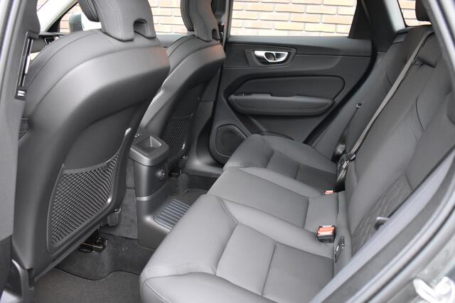 Volvo XC60 T6 350PK Plug-in hybrid AWD Plus Bright | Premium | Luchtvering | 20'' |