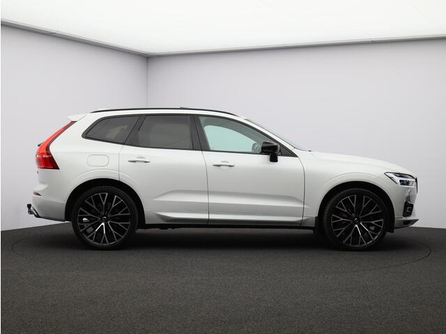 Volvo XC60 T6 340PK Plug in Hybrid AWD R-Design / 22" / Trekhaak / Extra Getint Glas / Full Led / Contourstoelen / BLIS / Adaptive Cruise / Panoramisch Dak /
