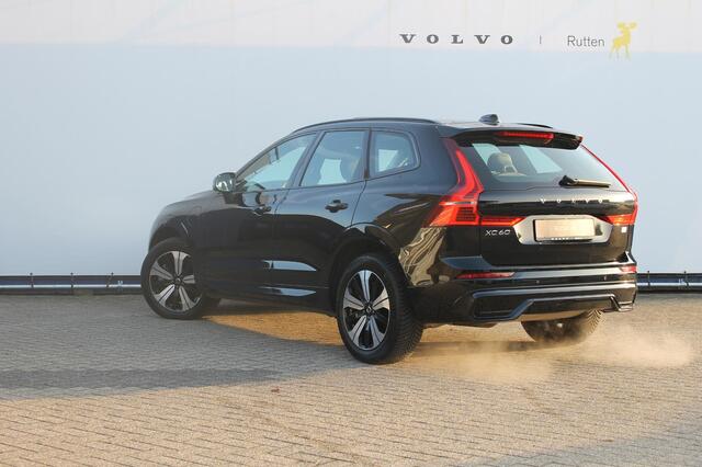 Volvo XC60 T6 Plug-in hybrid 350PK AWD Plus Dark Lederen bekleding / Cruise Control / Panoramisch schuif-kanteldak / Google infotainment incl navigatie / Elektrisch bedienbare voorstoelen met geheugen
