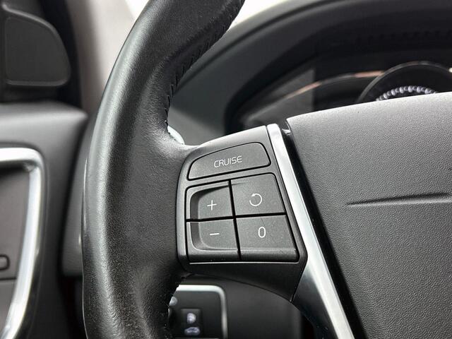 Volvo XC60 2.0 T5 FWD Polar+ | Panorama dak | Trekhaak | Leder |