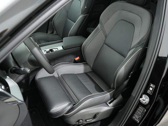 Volvo XC60 2.0 T6 RECHARGE 390PK AWD PLUS BLACK EDITION AUT8 | Trekhaak | 360 camera | Voorruitverwarming | Pilot Assist