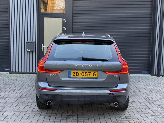 Volvo XC60 2.0 T5 Momentum