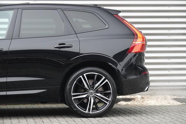 Volvo XC60 2.0 T8 Plug-in hybrid AWD R-Design | Pano | Luchtvering | Massage | ACC | Trekhaak | Ventilatie | H&K | Memory |