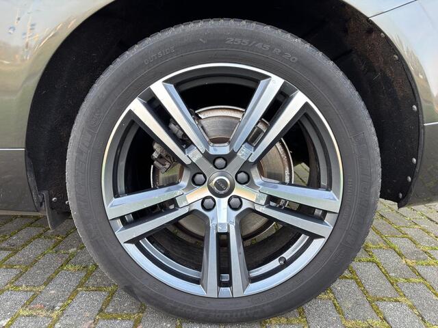 Volvo XC60 2.0 T8 Twin Engine AWD Inscription Plus | Rijklaar incl garantie | Panoramadak Bowers and Wilkins Trekhaak Carplay