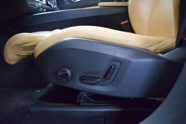 Volvo XC60 2.0 T4 190pk AUT8 Inscription Trekhaak 2300kg/ Adapt. Cruise/ Leer/ Stoelverw./