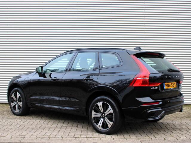 Volvo XC60 2.0 T6 Plug-in hybrid AWD Plus Dark Automaat / Panoramadak / Trekhaak / 360* camera / All seasonbanden