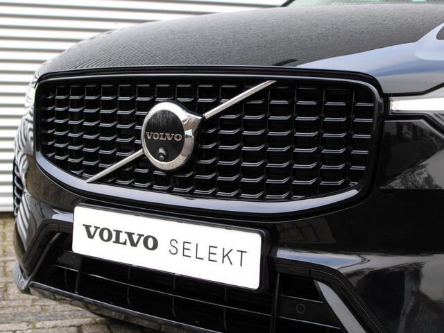 Volvo XC60 2.0 T6 Plug-in hybrid AWD Plus Dark Automaat / Panoramadak / Trekhaak / 360* camera / All seasonbanden