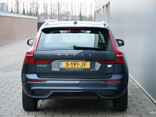Volvo XC60 2.0 T6 Plug-in hybrid AWD R-Design 350 Pk Automaat Navigatie / DAB / Pano-dak / Leer / Trekhaak