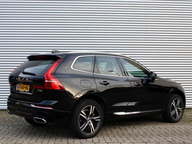 Volvo XC60 2.0 T8 Twin Engine AWD Inscription Automaat / Panoramadak / Trekhaak / Privacy Glass / Leder interieur