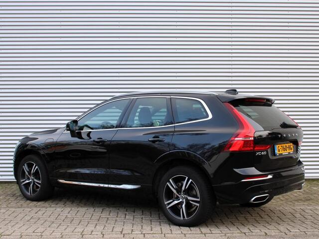 Volvo XC60 2.0 T8 Twin Engine AWD Inscription Automaat / Panoramadak / Trekhaak / Privacy Glass / Leder interieur
