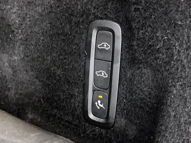 Volvo XC60 2.0 T8 Twin Engine AWD Inscription | Bowers & Wilkins | Leder |