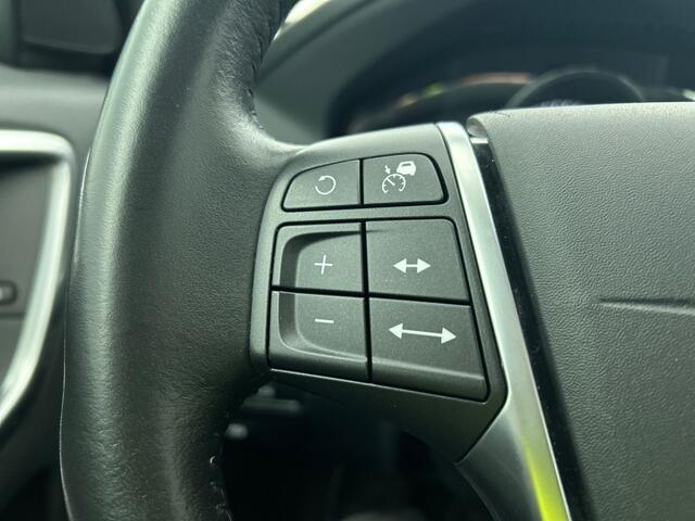 Volvo XC60 T5 Polar + | Trekhaak | Pano | Memory Seats | Adaptive Cruise |