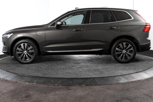Volvo XC60 2.0 T6 Plug-in hybrid AWD Inscription Exclusive Orig. NL | Luchtvering | Elek. Trekhaak | S/k-panodak | Harman/Kardon | Adapt. Cruise | Stoel-+stuurverw. | 360 Camera | Elek. stoelen | NAV+App. Connect | ECC | LM 19" |