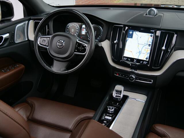 Volvo XC60 2.0 T8 Twin Engine AWD Inscription 390 Pk Automaat Navi / DAB / Apple Carplay / Pano-dak / Leer / Luchtvering / Trekhaak